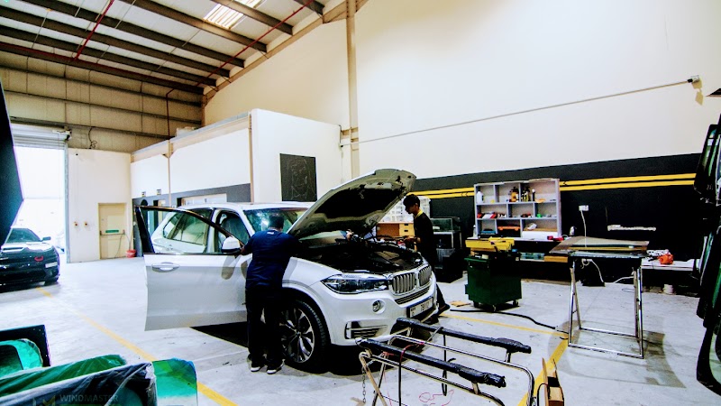 Auto Glass Services + Windmaster Auto Care LLC (Autoglass Dubai) | Dubai