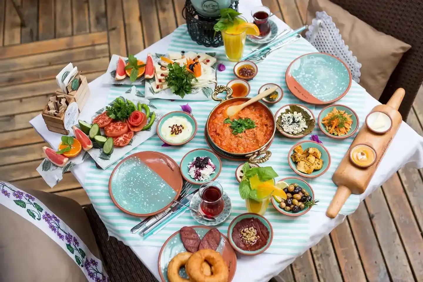 Çeşme Bazlama Breakfast Restaurant | Dubai