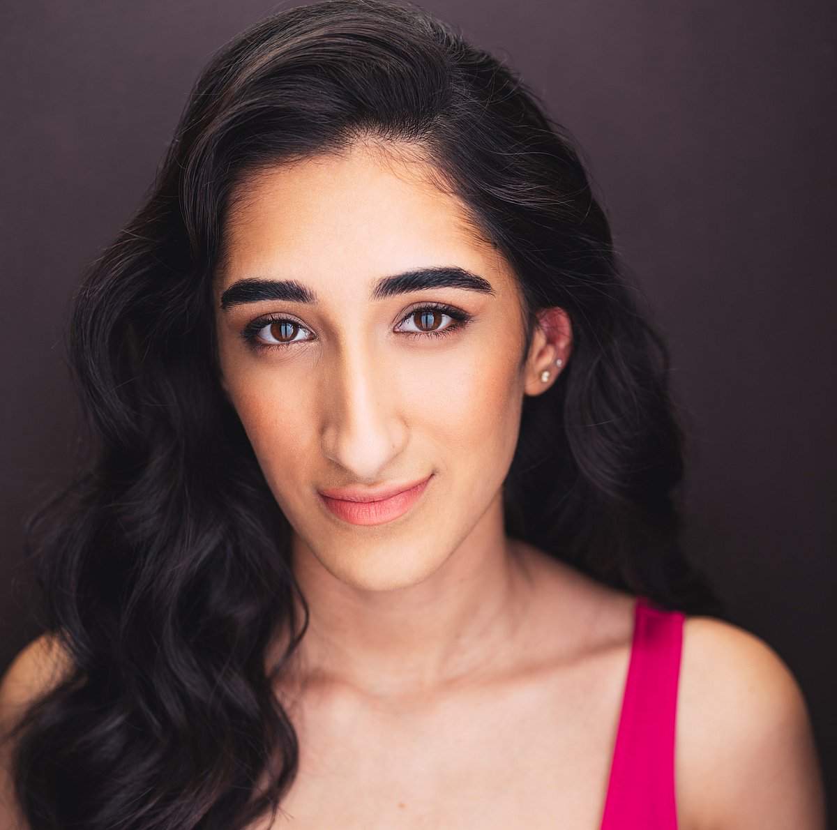 Anuka Seti's Journey: From Dubai to the Stages of New York in Search of Dreams