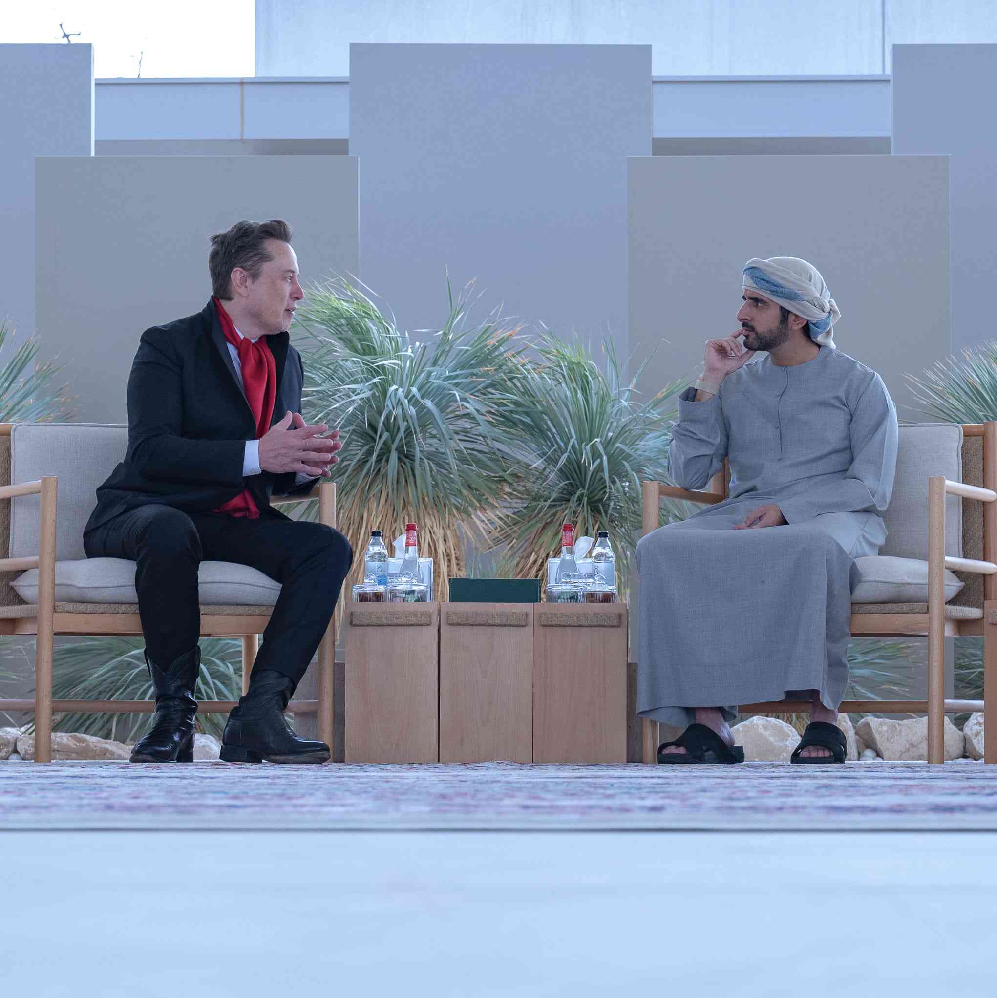 لقاء تاريخي بين حميد بن محمد وإيلون ماسك؛ خطوات جديدة نحو مستقبل جديد